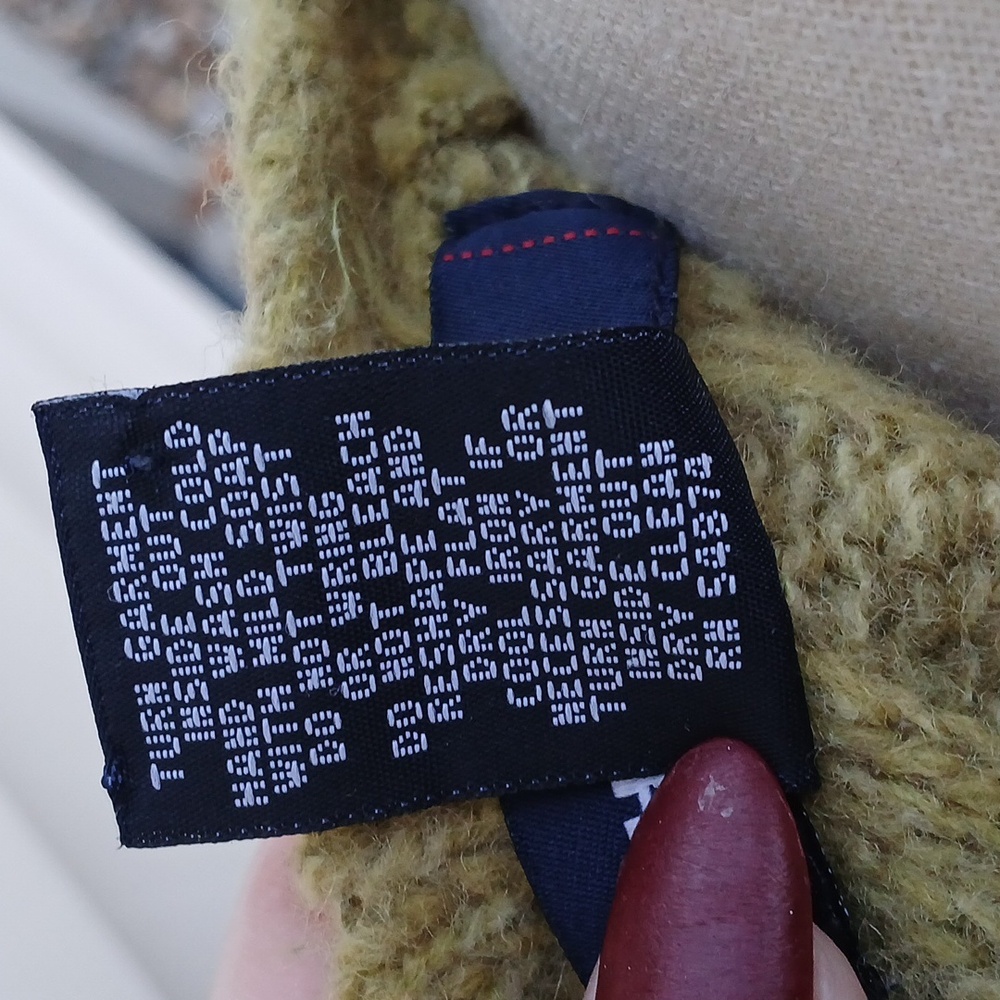 The Limited green sweater size medium - Picture 5 of 6